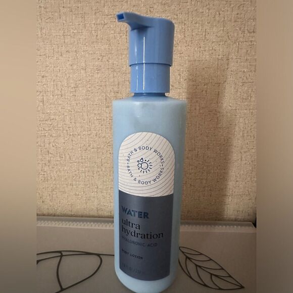 Bath&Body Works Water Ultra Hydration With Hyaluronic Acid Body Lotion 7… - Picture 3 of 11